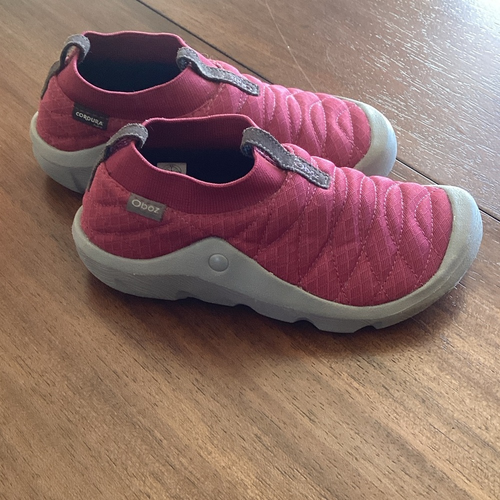 Oboz Women's Red Pull-On Shoes